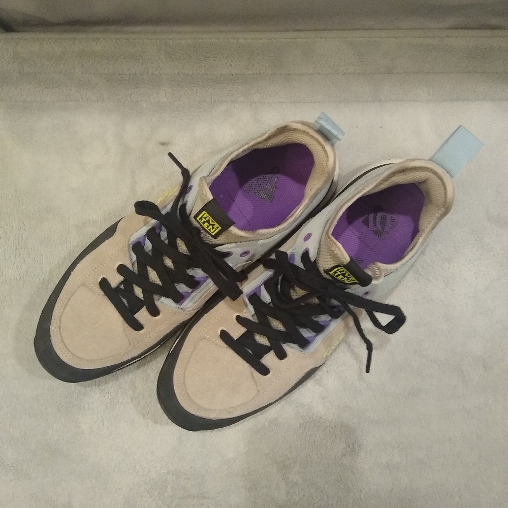 Last Chance! Adidas Five Ten ( 5.10 )Tennies Approach Shoes